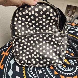 Black Daisy Print Mini Backpack - Women's Floral Casual Bag